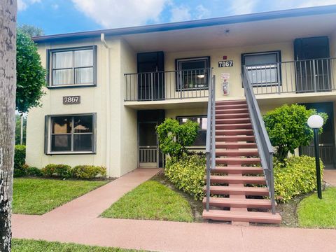 Photo of 7867 Willow Spring Drive #821, Lake Worth, FL 33467 (MLS # R11138036)