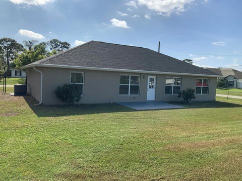 A home in Port St Lucie