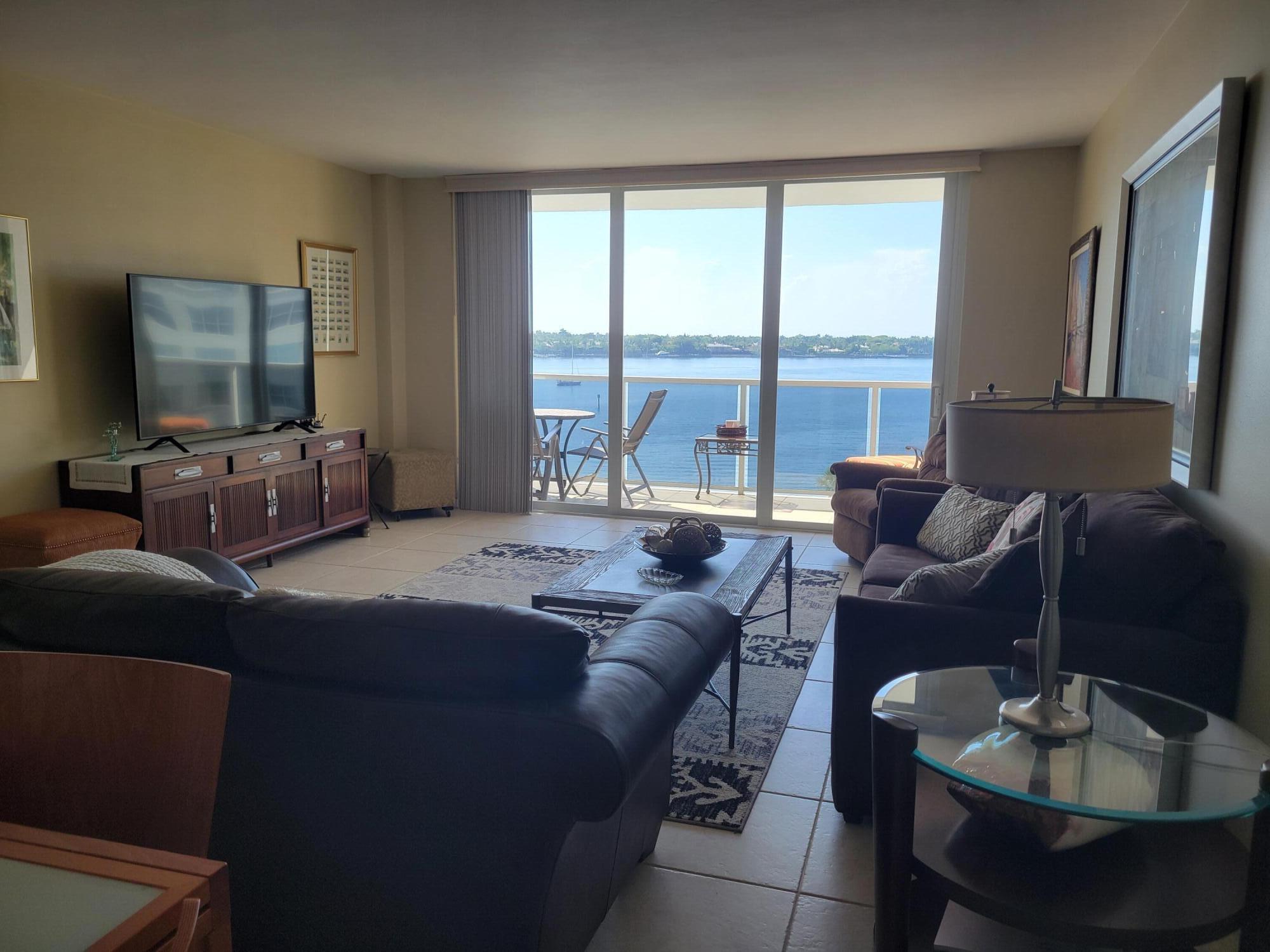 2800 N Flagler Drive 702