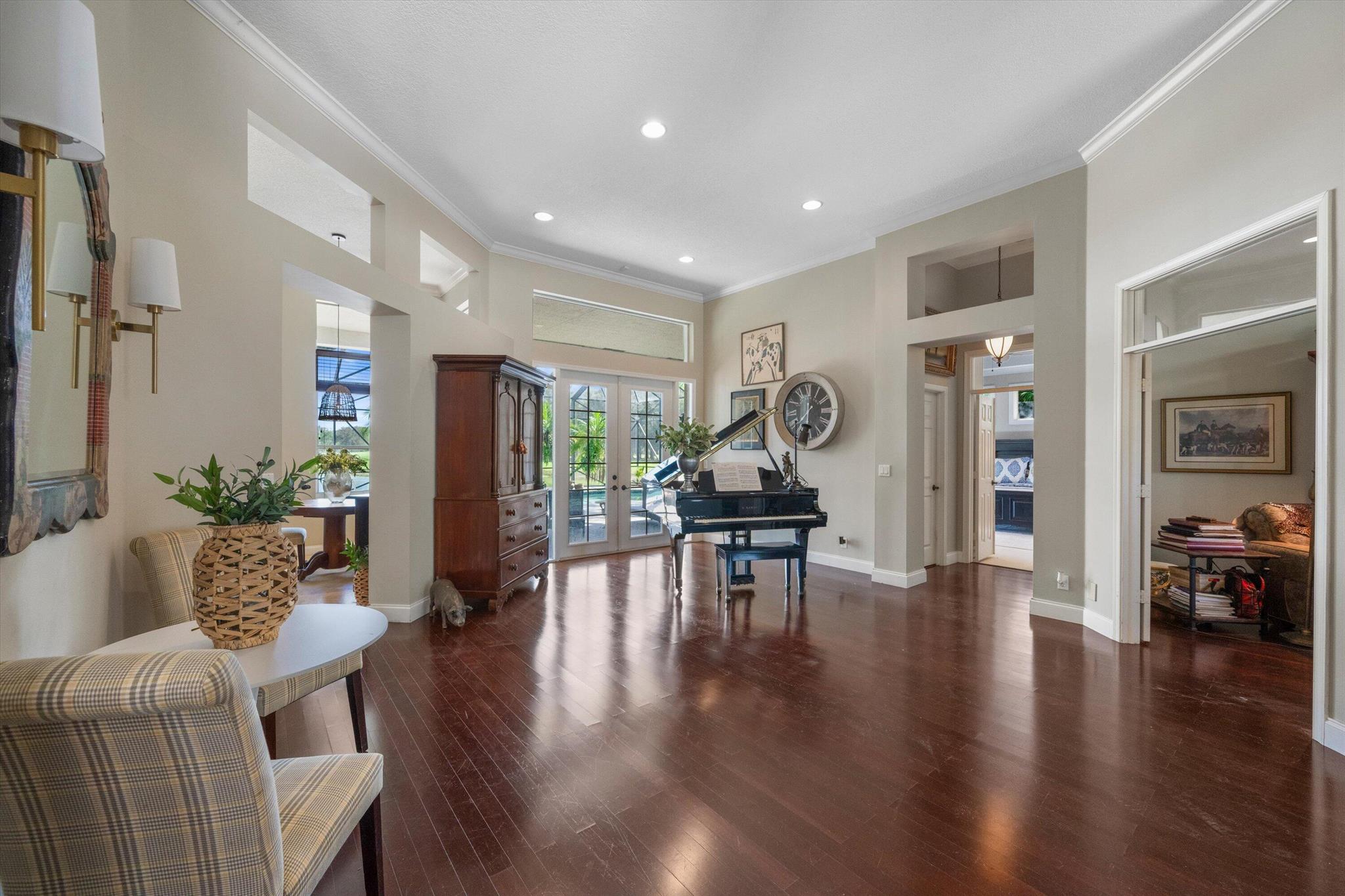 View photos, virtual tours, details... 762 Pine Chase Court
