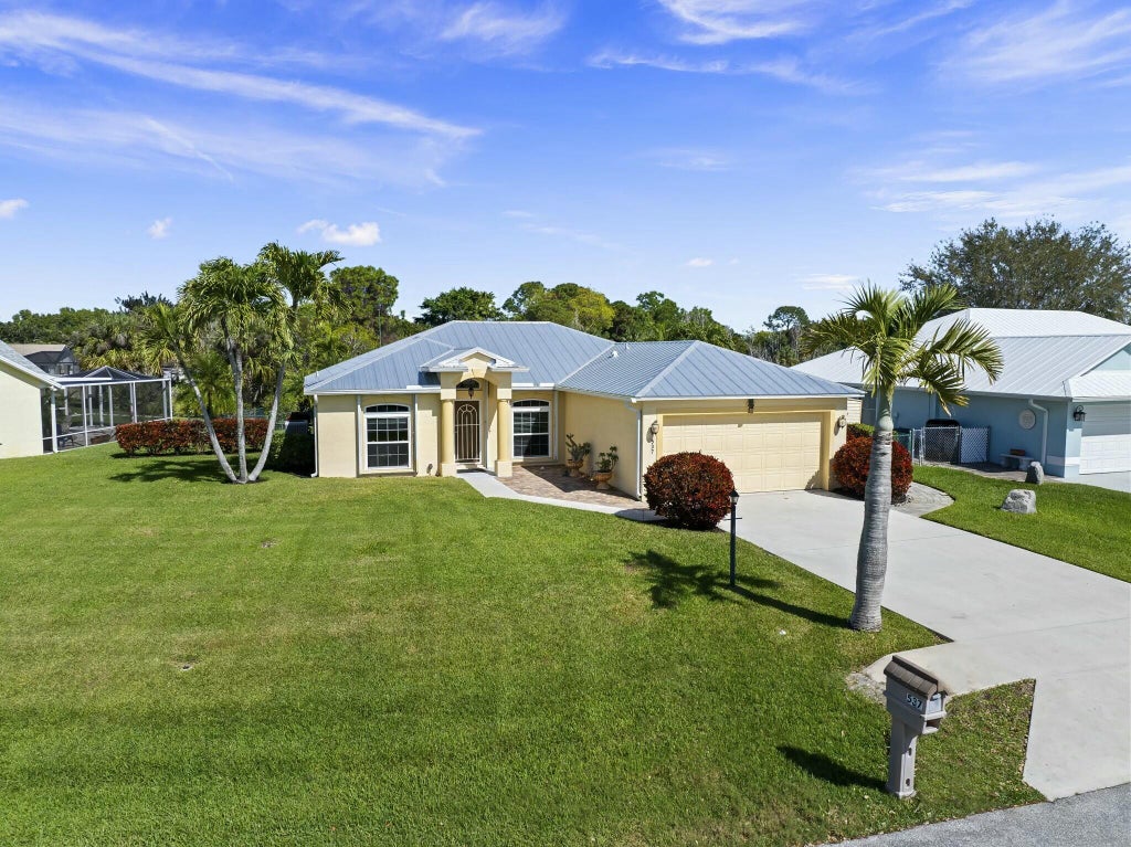 Photo of 537 NE Pecos Way, Jensen Beach, FL 34957 (MLS # R11064709)