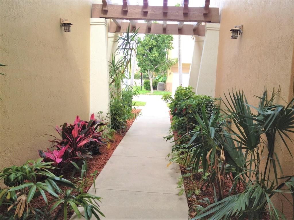 Photo of 685 Pacific Grove Drive #2, West Palm Beach, FL 33401 (MLS # R11153053)