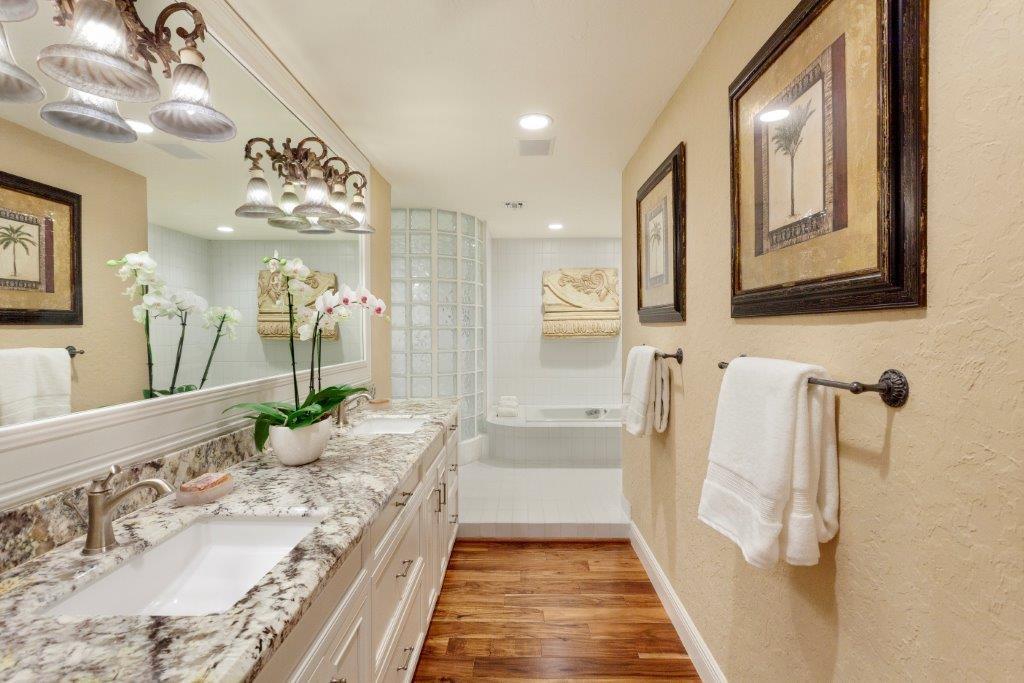 LAS OLAS ISLES - Residential