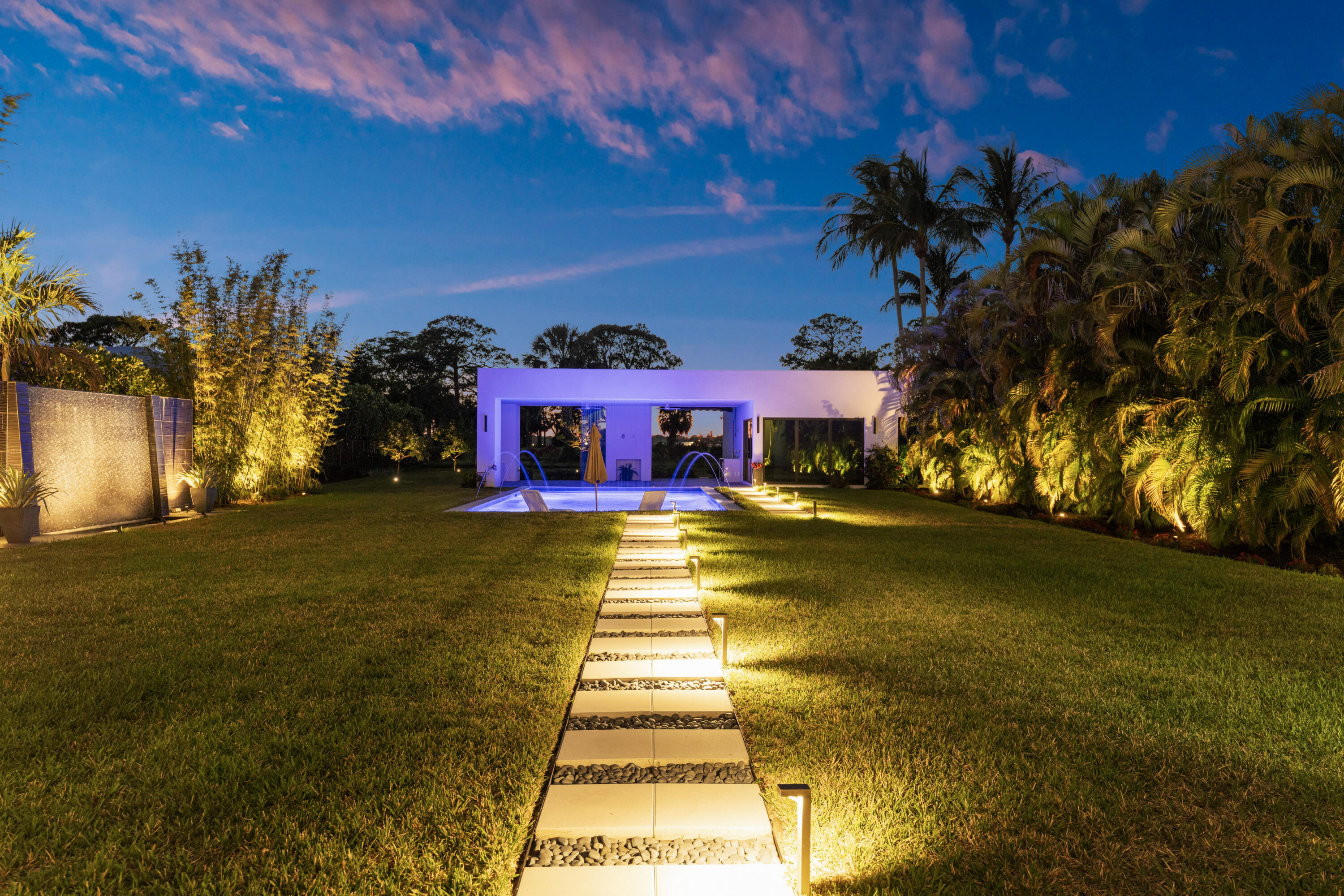 AQUA BONITA PARK - Residential