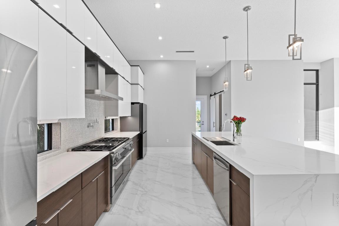 AQUA BONITA PARK - Residential