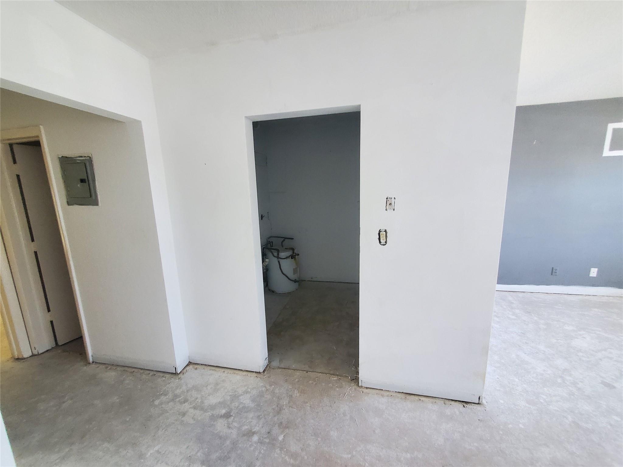 2106 NE 56th Ct 107