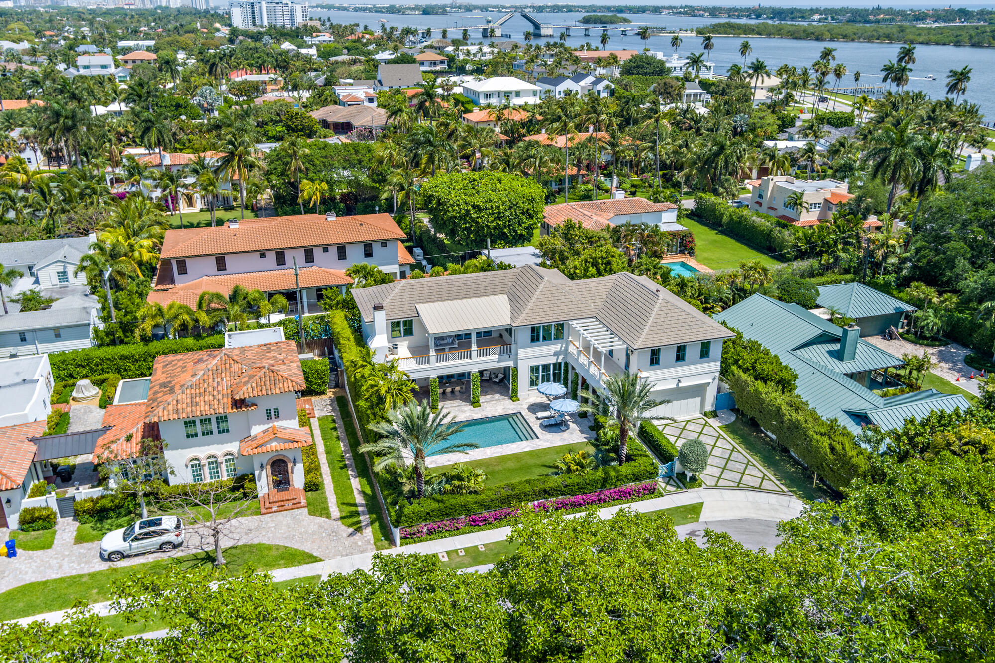 201 PURITAN ROAD - Residential