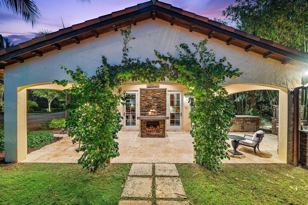 RITZ CARLTON GOLF CLUB & SPA REPL 2 JUPI - Residential