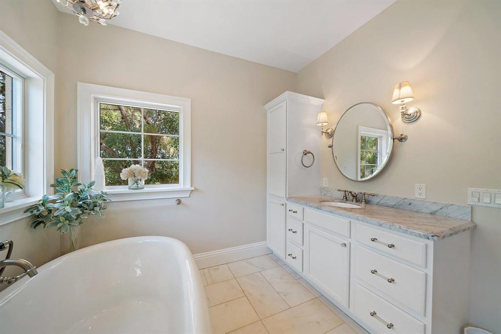 RITZ CARLTON GOLF CLUB & SPA REPL 2 JUPI - Residential