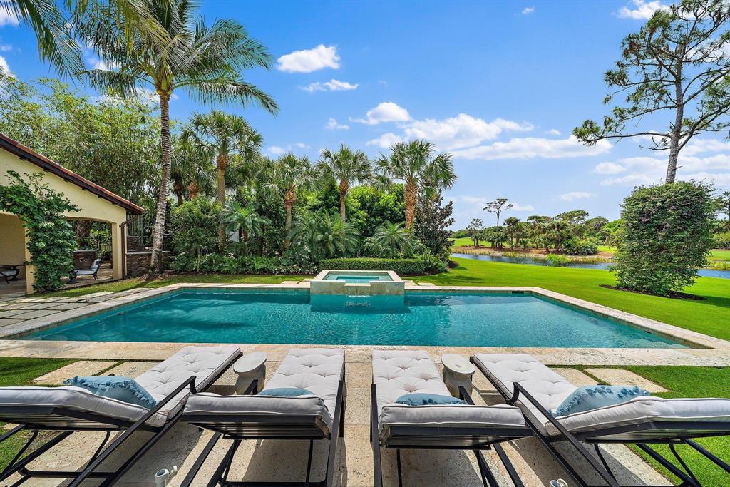 RITZ CARLTON GOLF CLUB & SPA REPL 2 JUPI - Residential