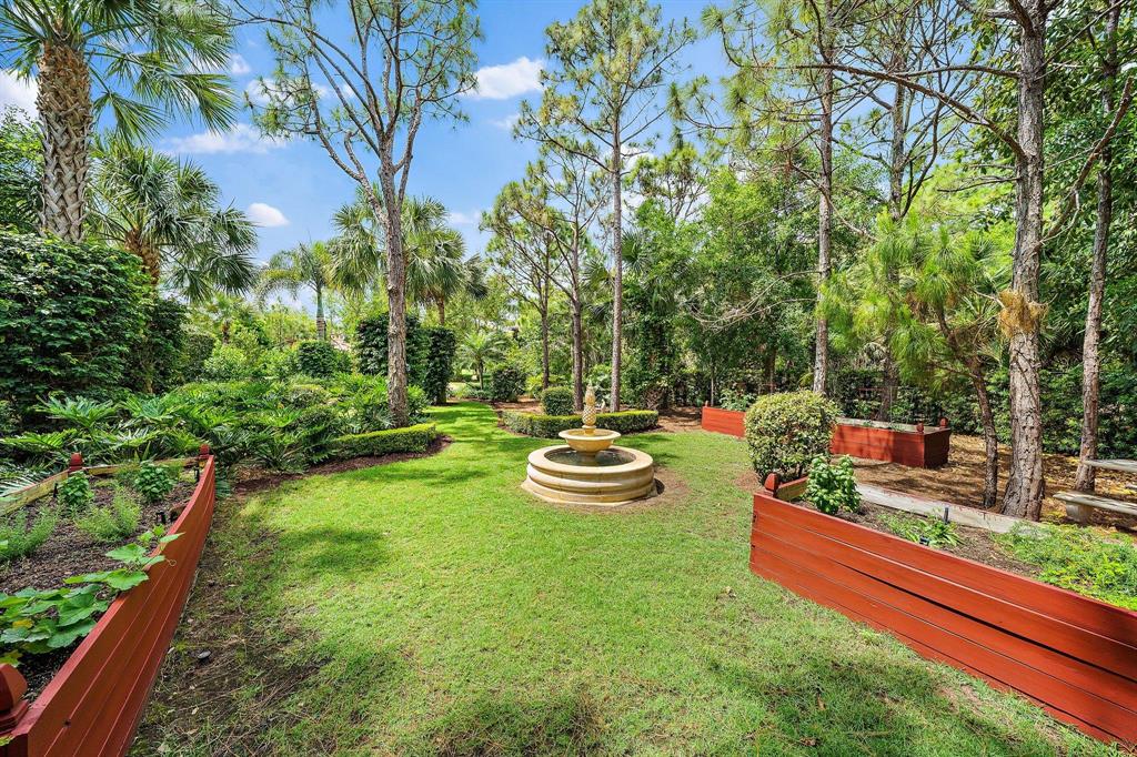 RITZ CARLTON GOLF CLUB & SPA REPL 2 JUPI - Residential