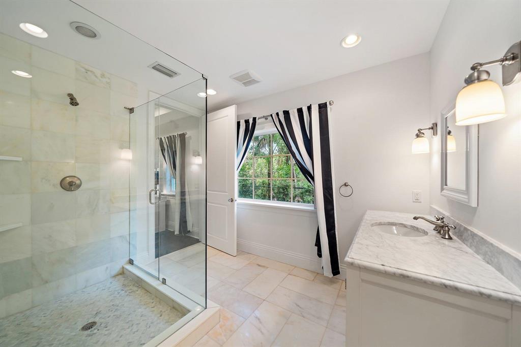 RITZ CARLTON GOLF CLUB & SPA REPL 2 JUPI - Residential