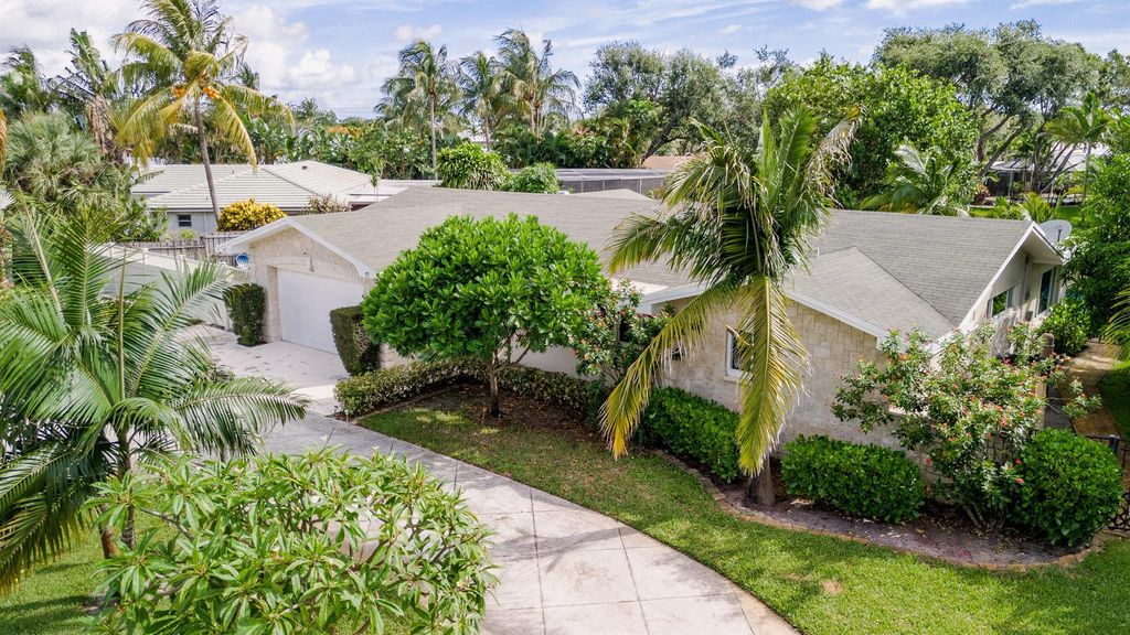 Photo of 745 Jacana Way, North Palm Beach, FL 33408 (MLS # R10996557)