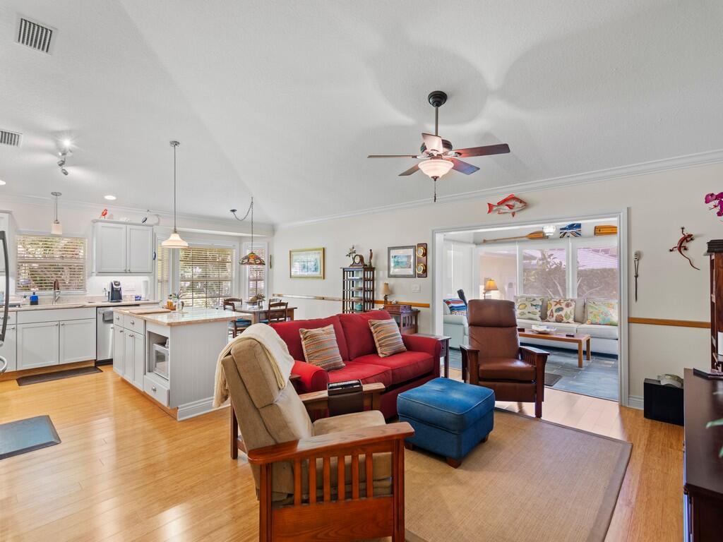 REPLAT OF PORTIONS SEBASTIAN HGHLDS UNIT 2 PG 2 - Residential