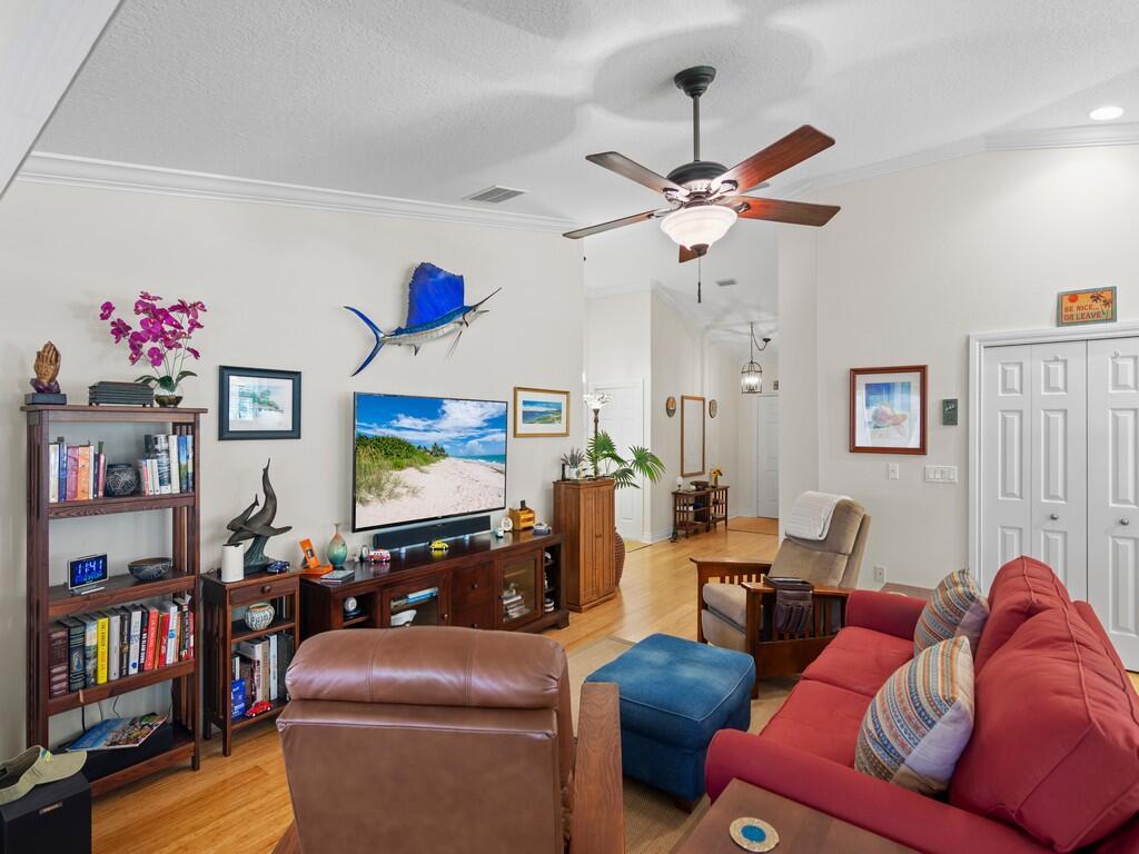 REPLAT OF PORTIONS SEBASTIAN HGHLDS UNIT 2 PG 2 - Residential