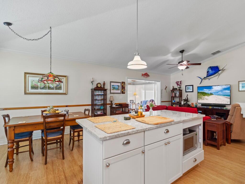 REPLAT OF PORTIONS SEBASTIAN HGHLDS UNIT 2 PG 2 - Residential