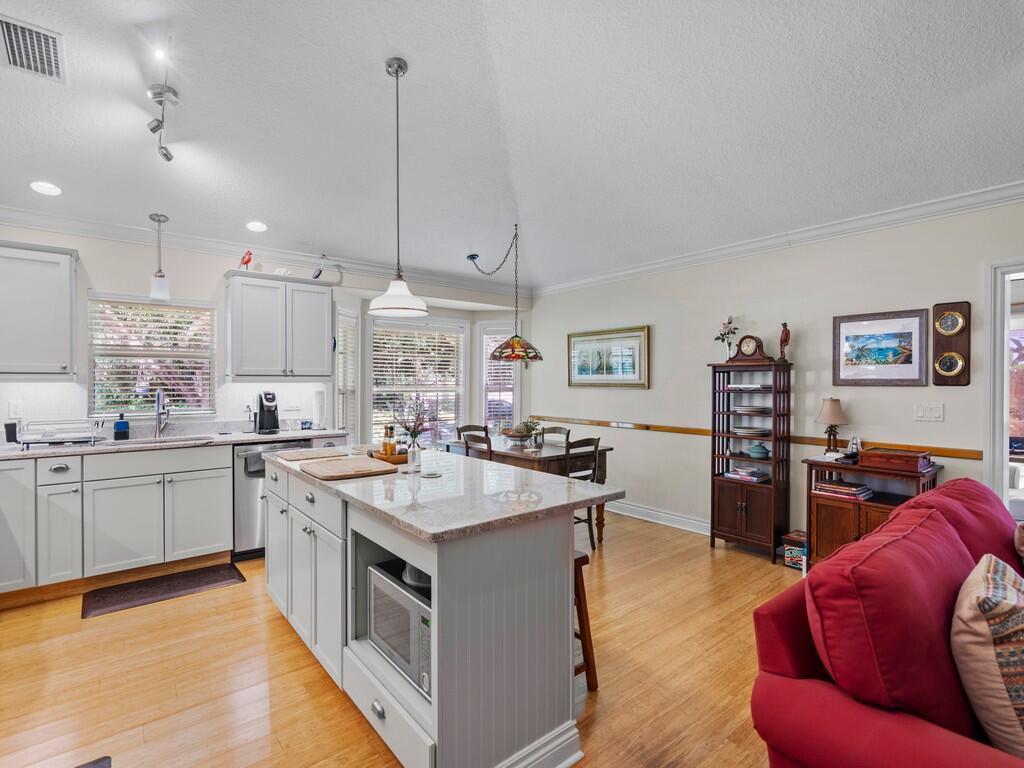 REPLAT OF PORTIONS SEBASTIAN HGHLDS UNIT 2 PG 2 - Residential