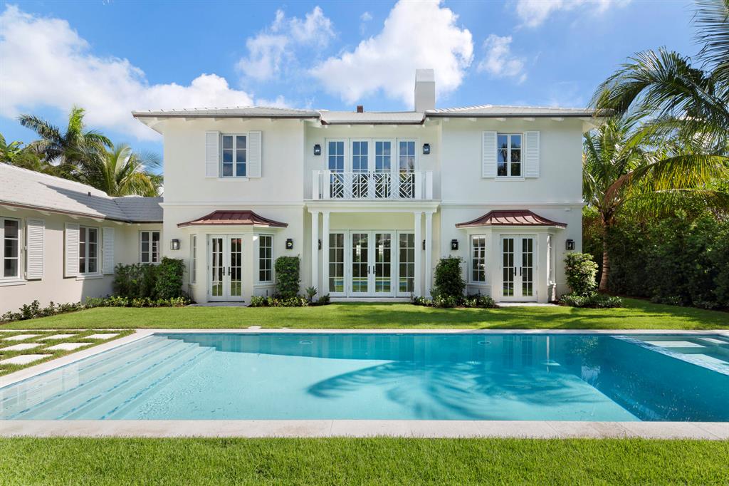 El Encanto - Residential