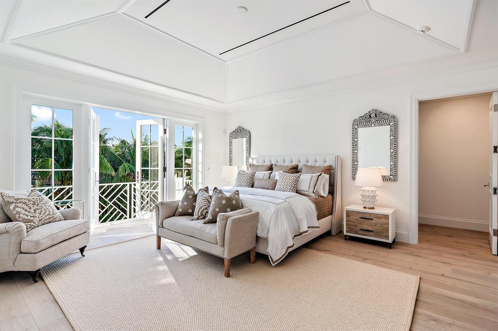 El Encanto - Residential