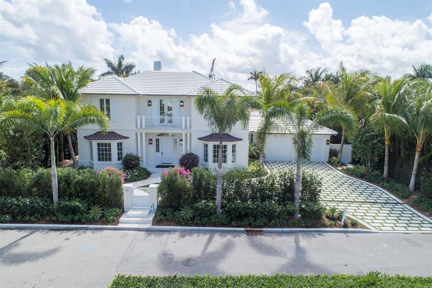Newly completed property located in Palm Beach's north-end.  This light filled residence is beautifully appointed & finished. The home includes a combination living room/dining room, large library, family room, gourmet kitchen, 5 bedrooms, two-car garage, pool & generator.  Beach & bike trail access are conveniently located at the east & west ends of the block.  Must see!

See disclaimer in Supplement.