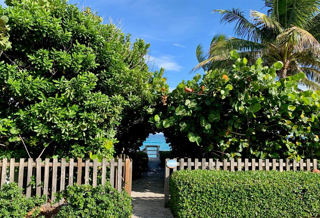 El Encanto - Residential