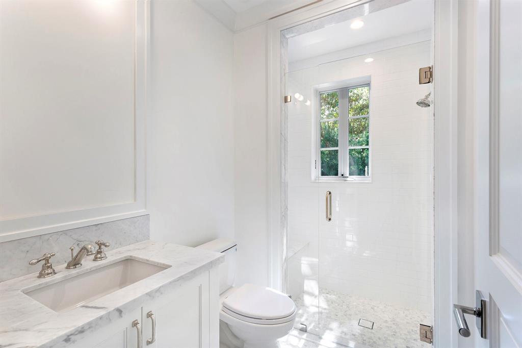 El Encanto - Residential