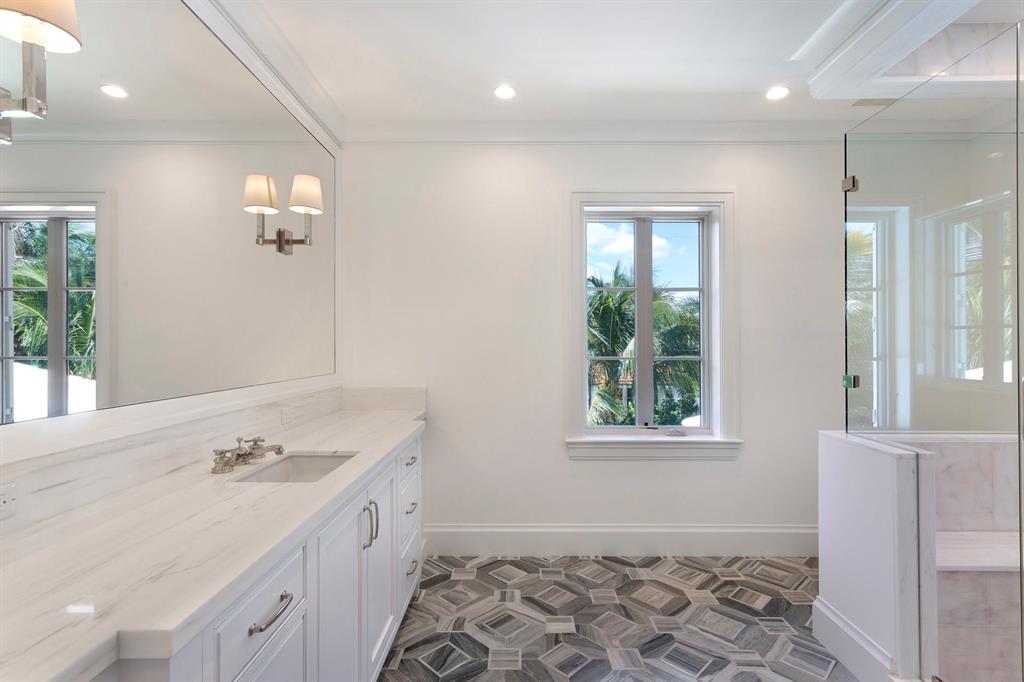 El Encanto - Residential