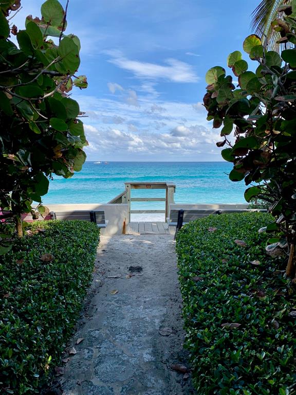 El Encanto - Residential