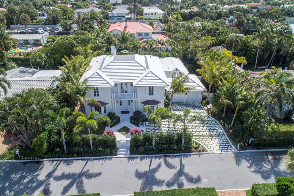 El Encanto - Residential