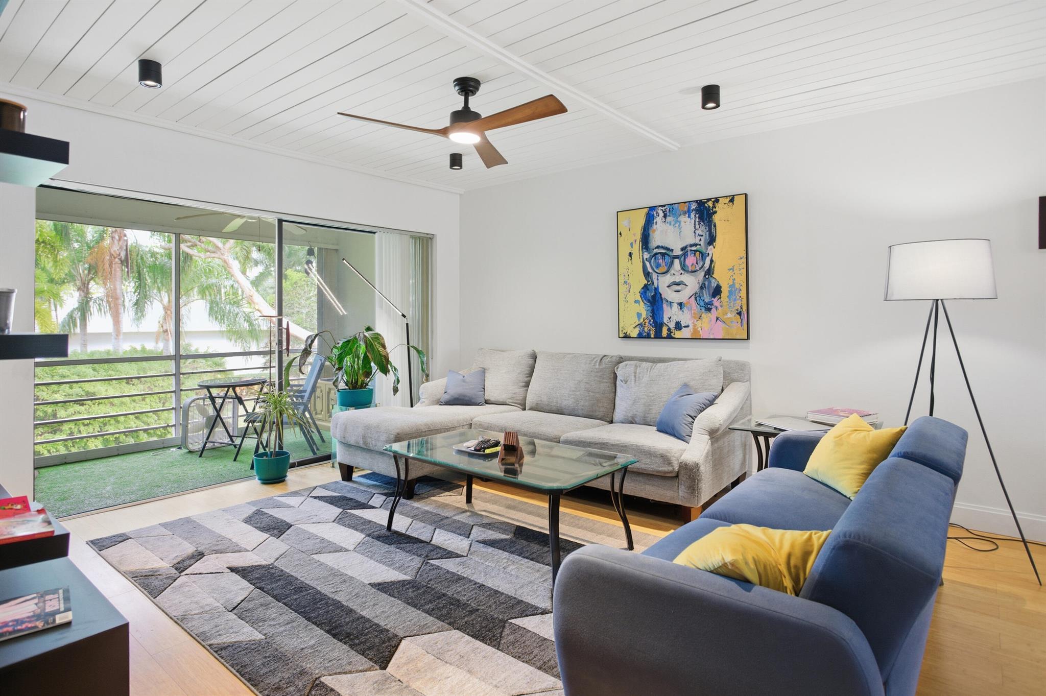 SABAL PINE CONDO - Residential