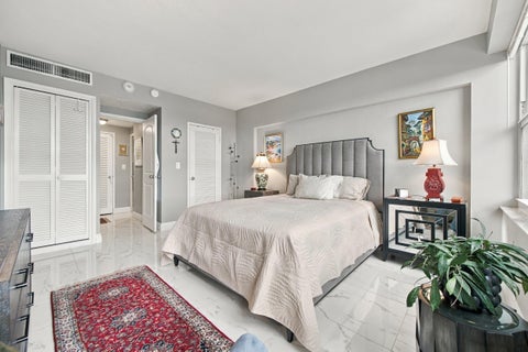 Tiny photo for 3333 NE 34th Street #1120, Fort Lauderdale, FL 33308 (MLS # B26089756)