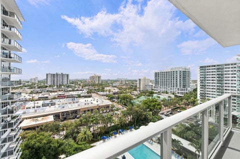 Tiny photo for 3333 NE 34th Street #1120, Fort Lauderdale, FL 33308 (MLS # B26089756)