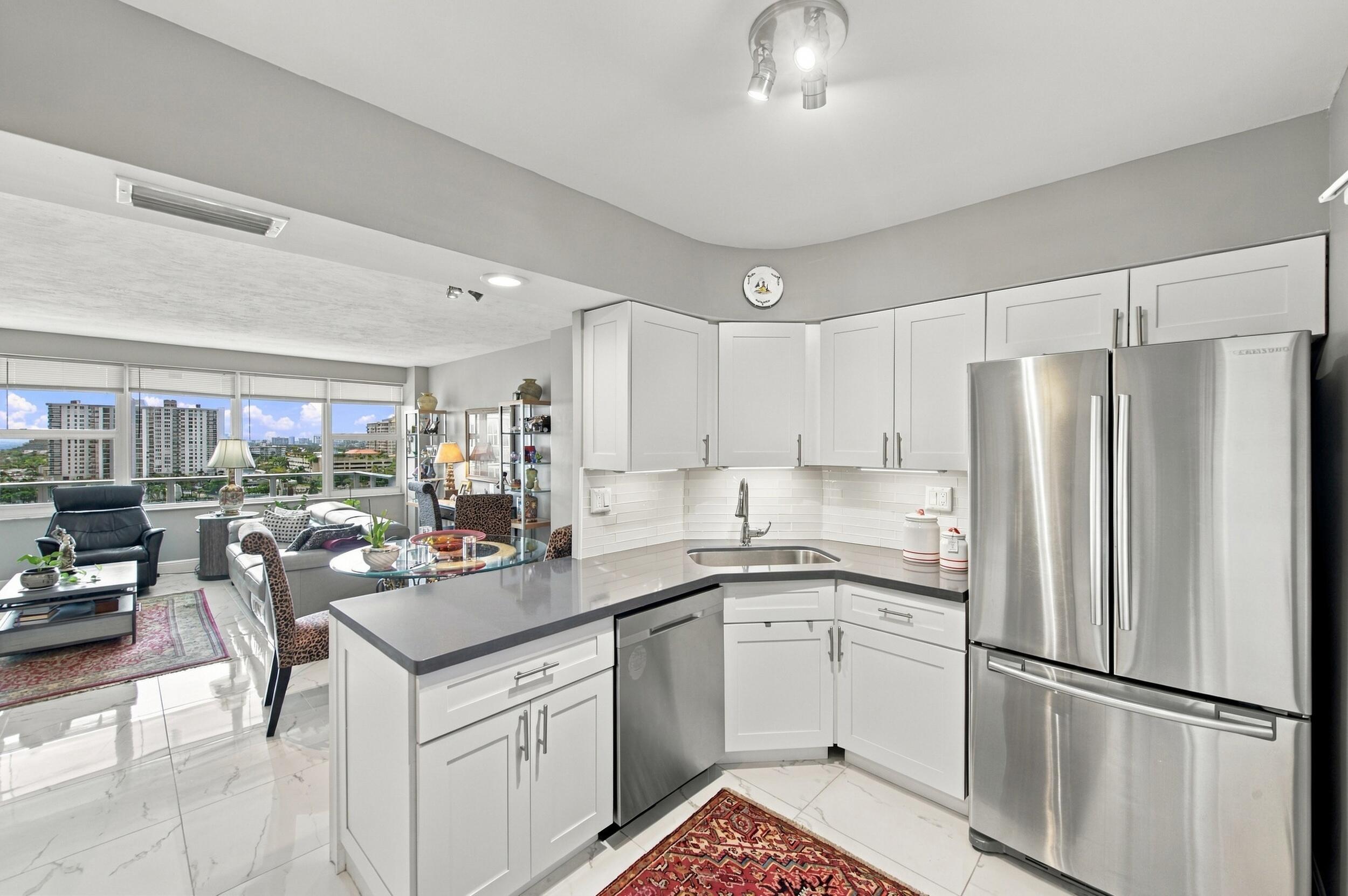 3333 NE 34th Street 1120