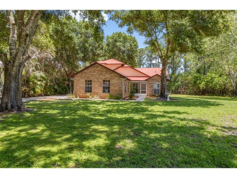 Photo of 4103 Bear Creek Court, Fort Pierce, FL 34951 (MLS # B26044002)