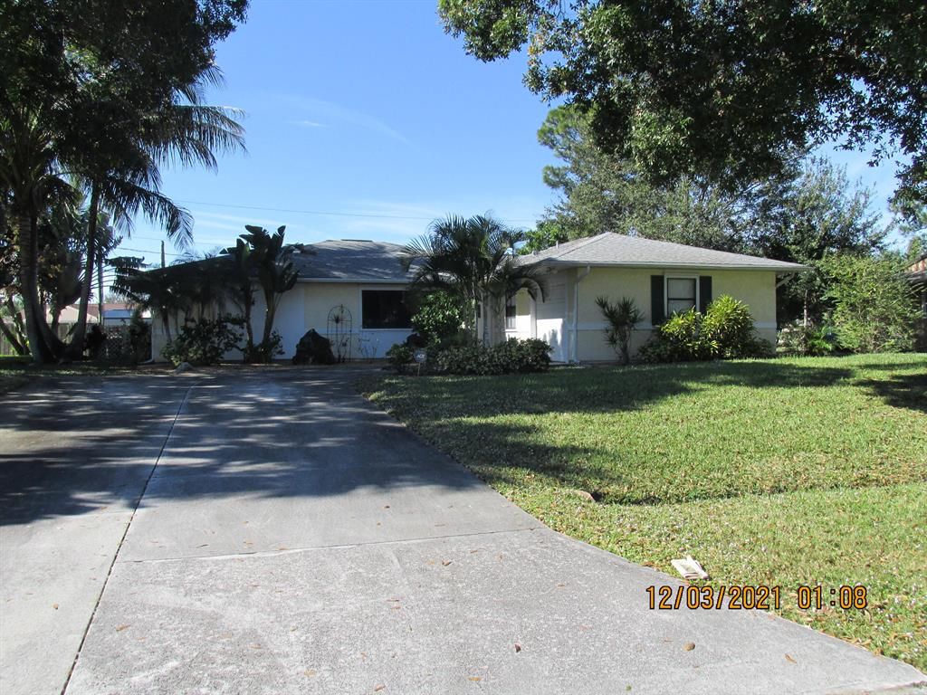 Photo of 973 SW Commonwealth Road, Port Saint Lucie, FL 34953 (MLS # R10770309)