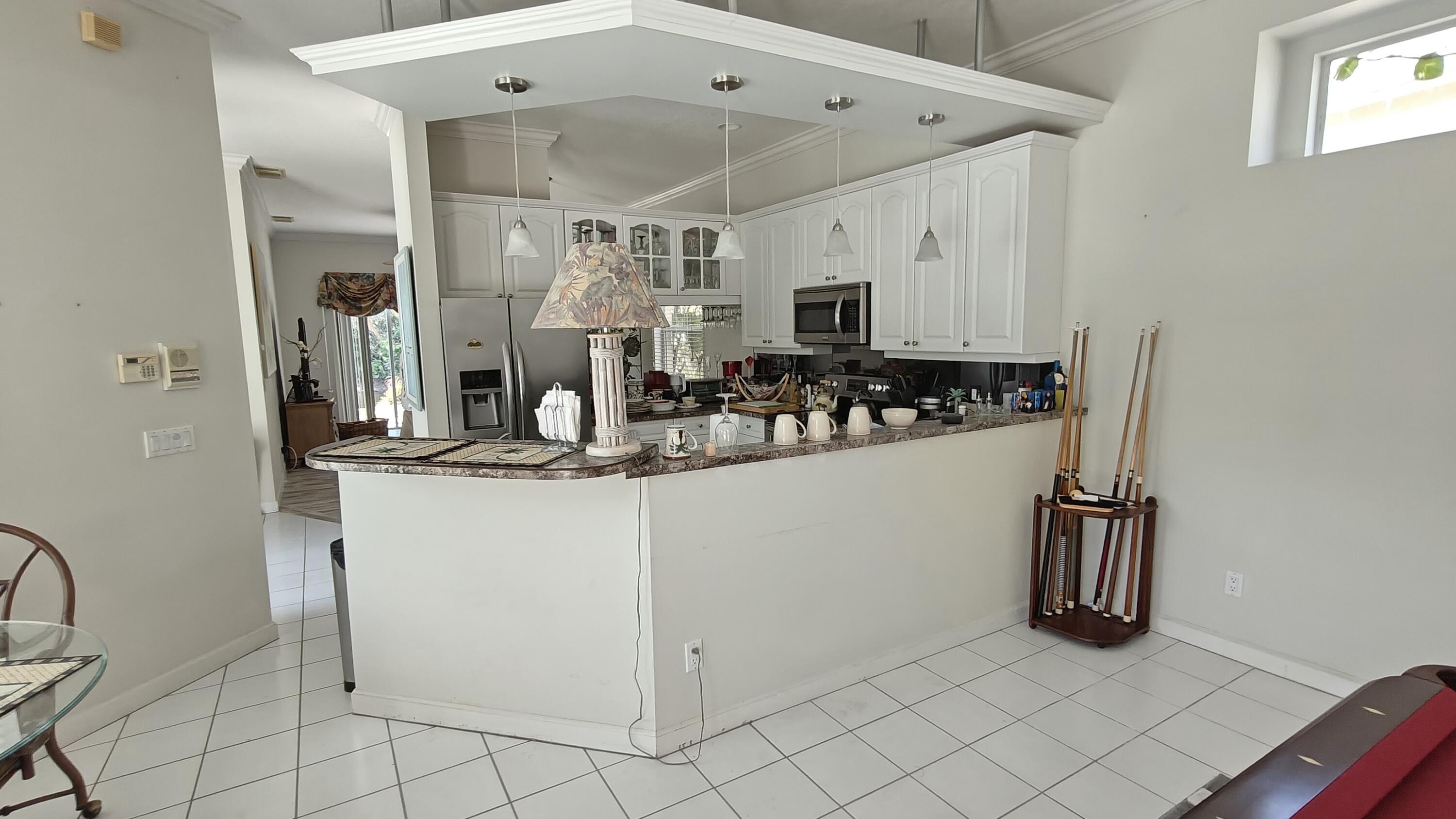 588 SW Saint Johns Bay