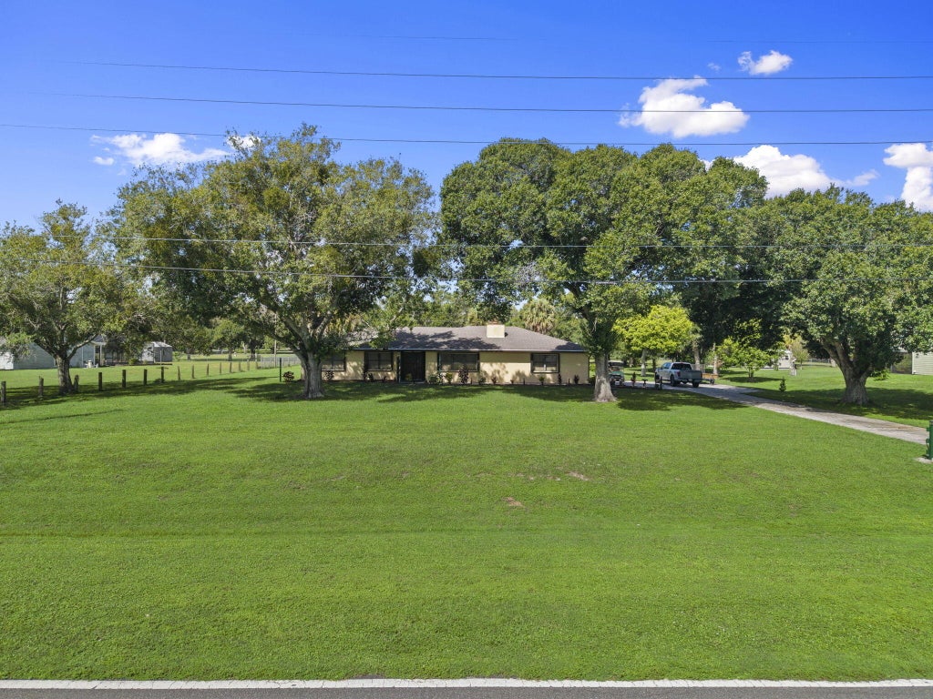Photo of 2525 S FFA Road, Fort Pierce, FL 34945 (MLS # B26078633)