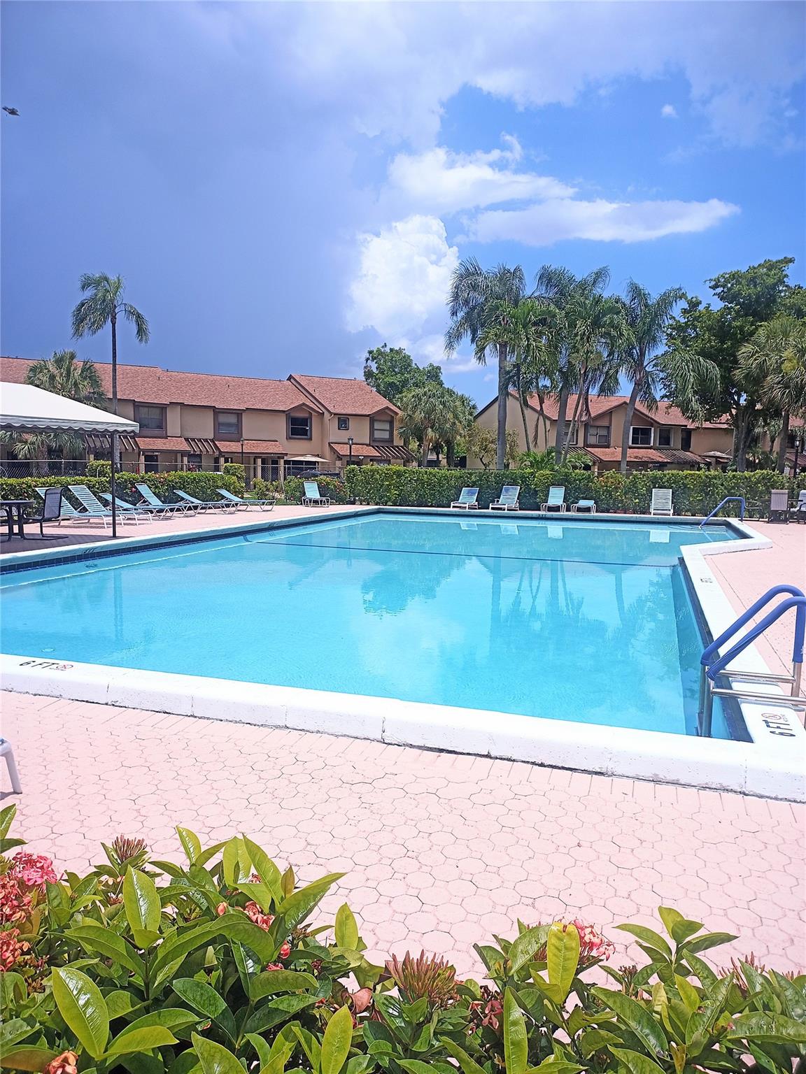 Karanda Village III-B CONDO - Residential Lease