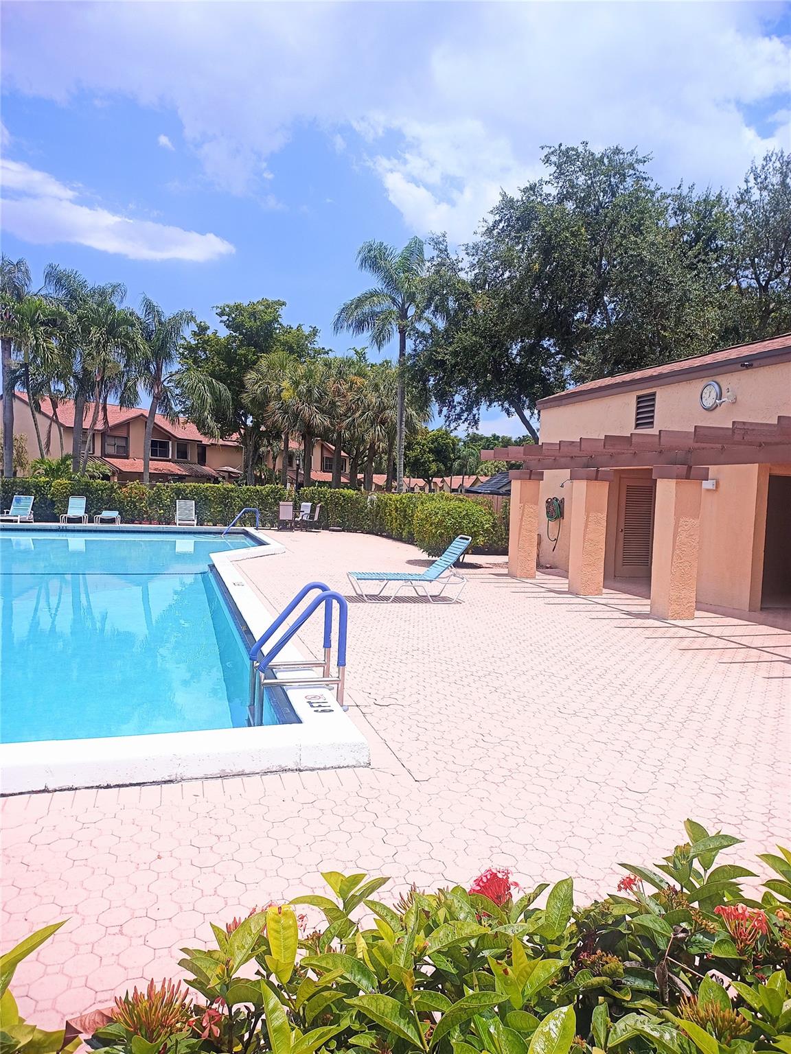Karanda Village III-B CONDO - Residential Lease