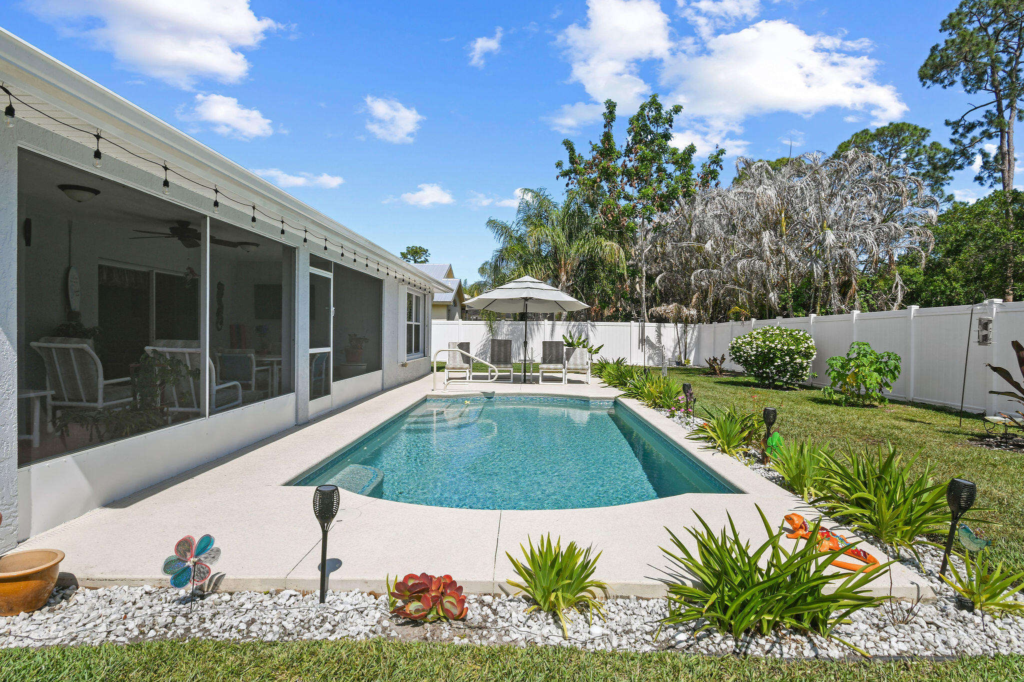 OLEANDER PINES - Residential