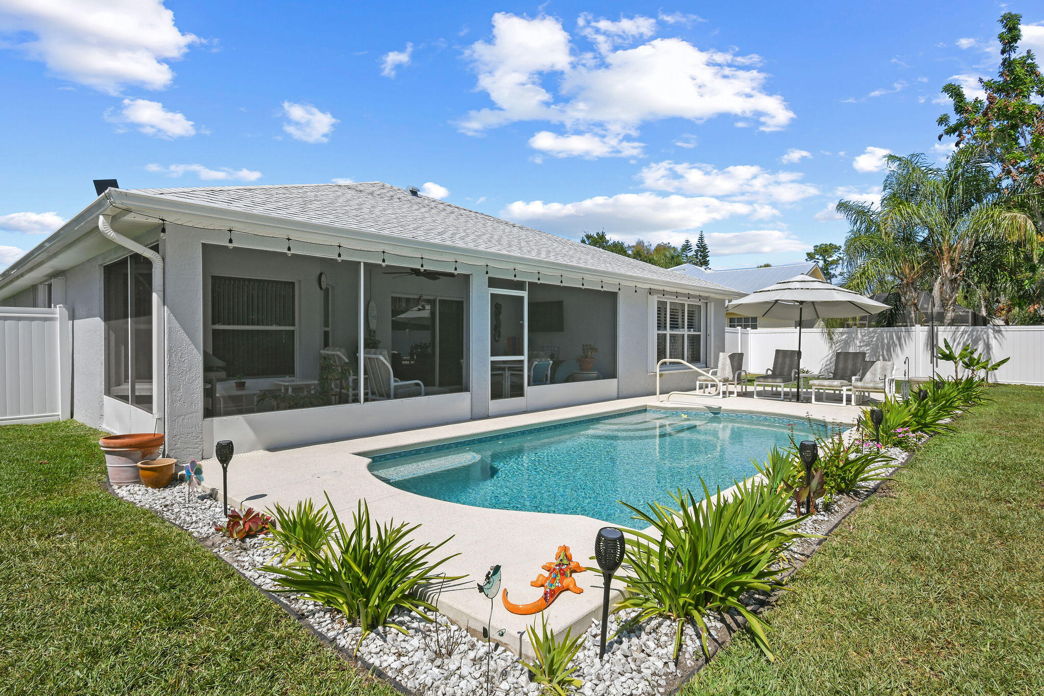 OLEANDER PINES - Residential