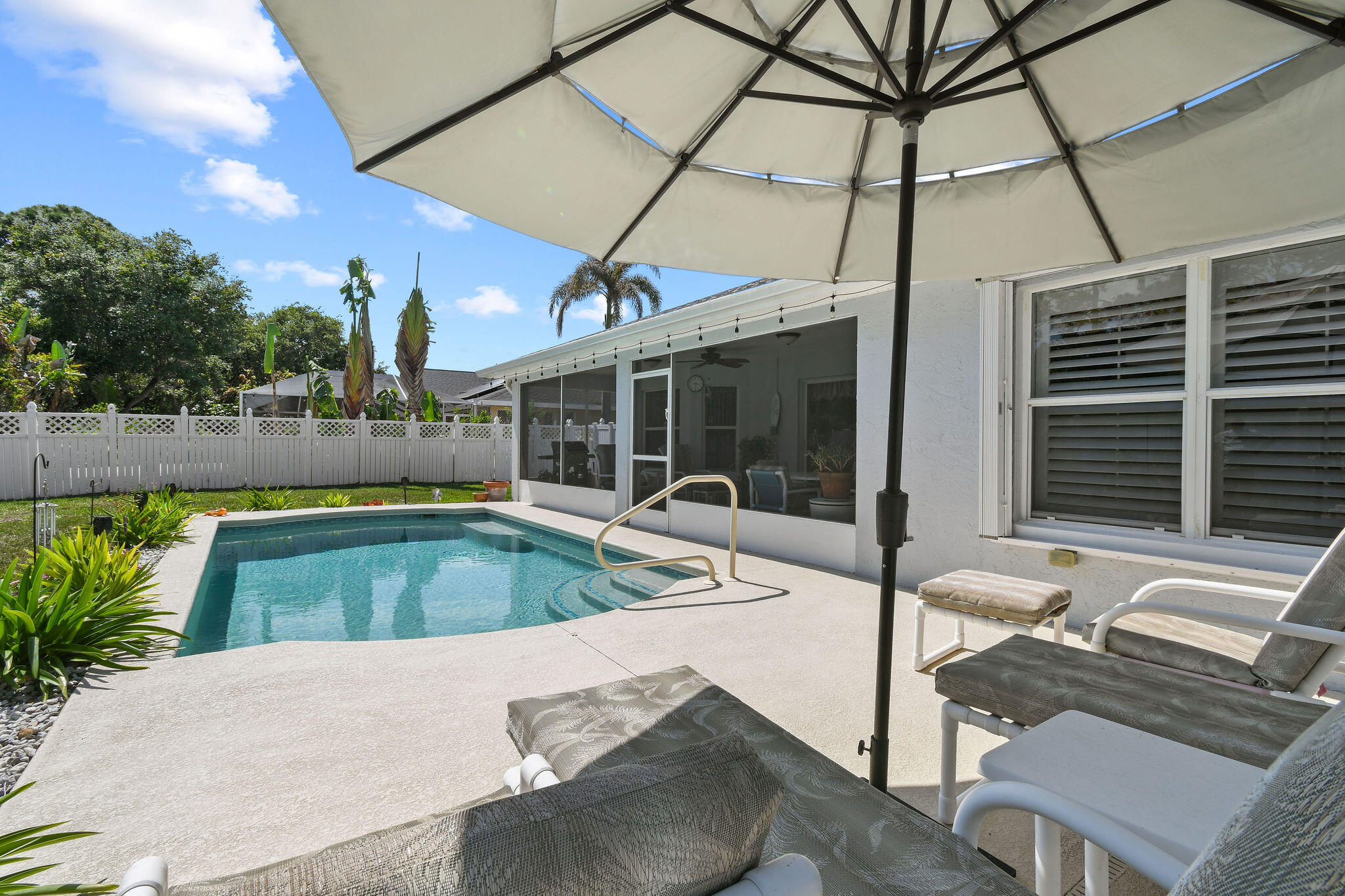 OLEANDER PINES - Residential