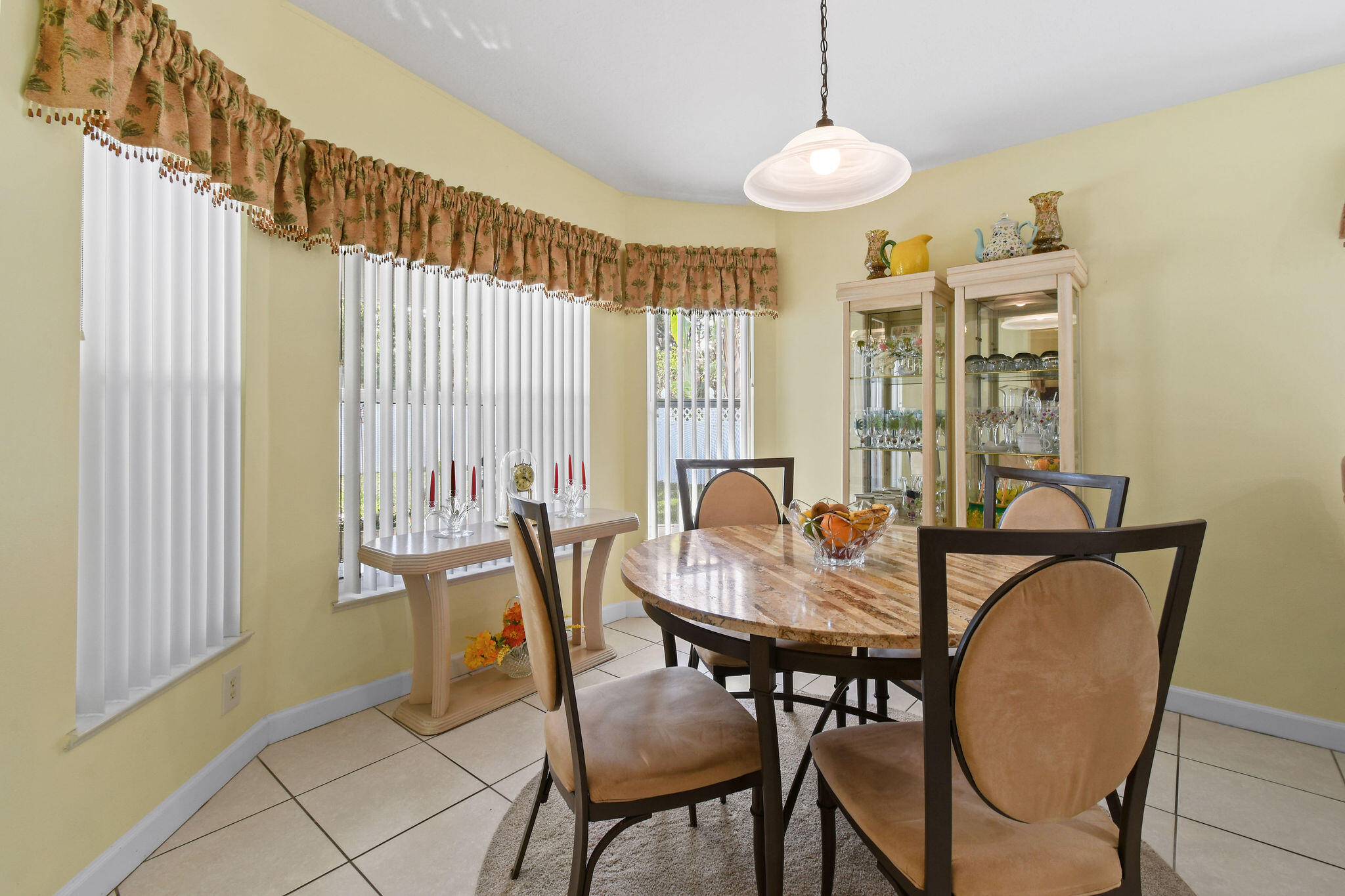 OLEANDER PINES - Residential