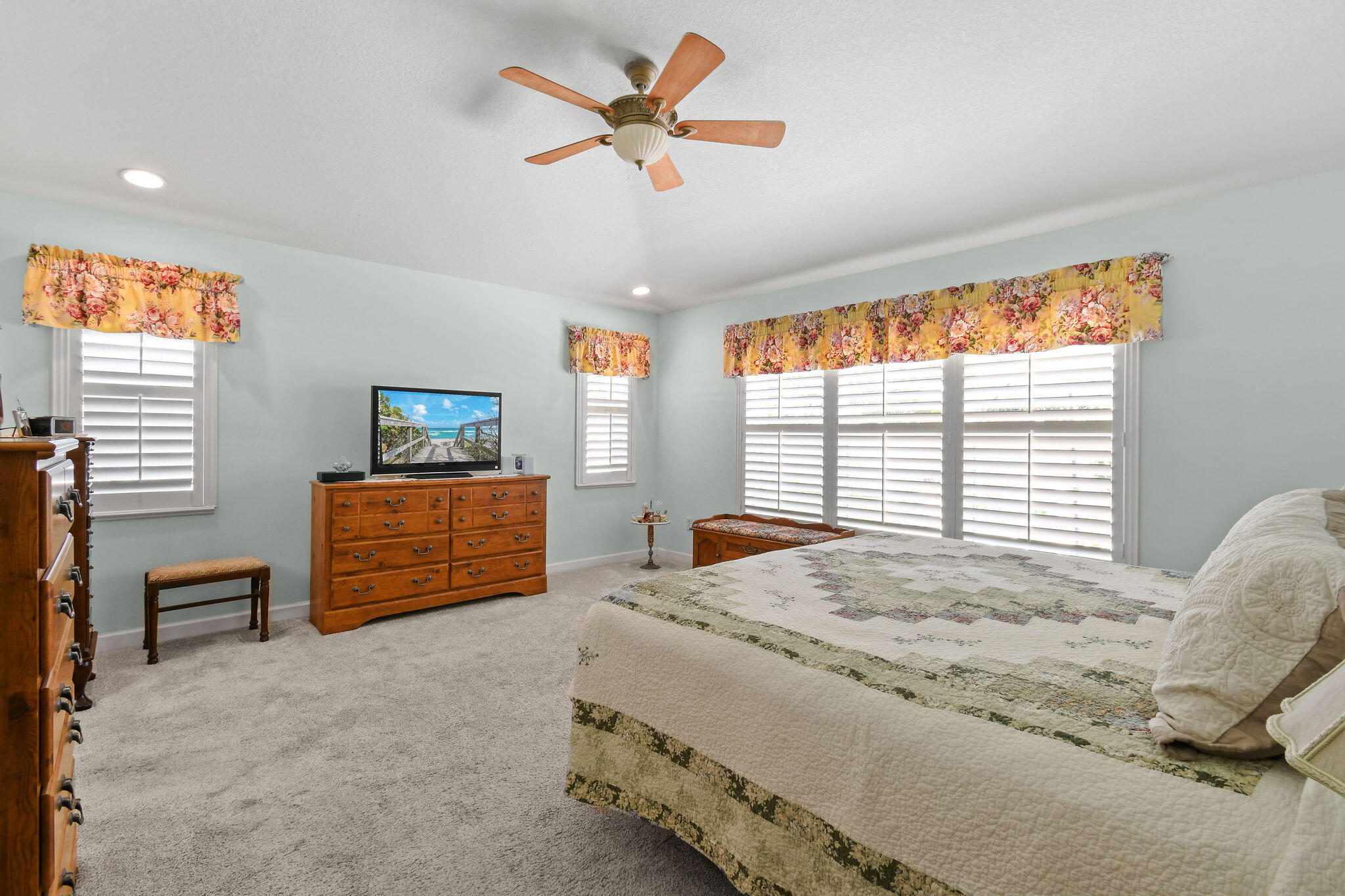 OLEANDER PINES - Residential
