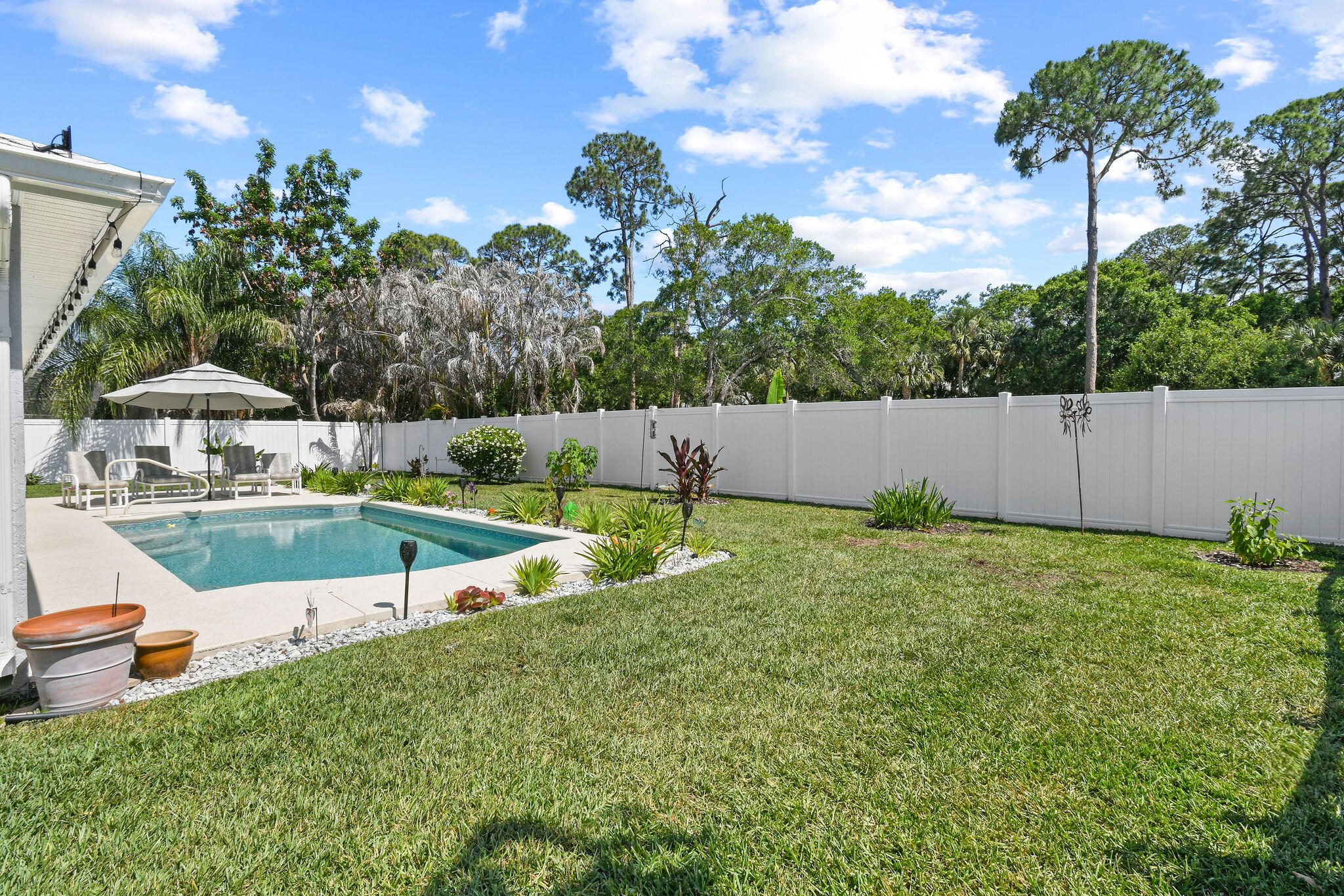 OLEANDER PINES - Residential