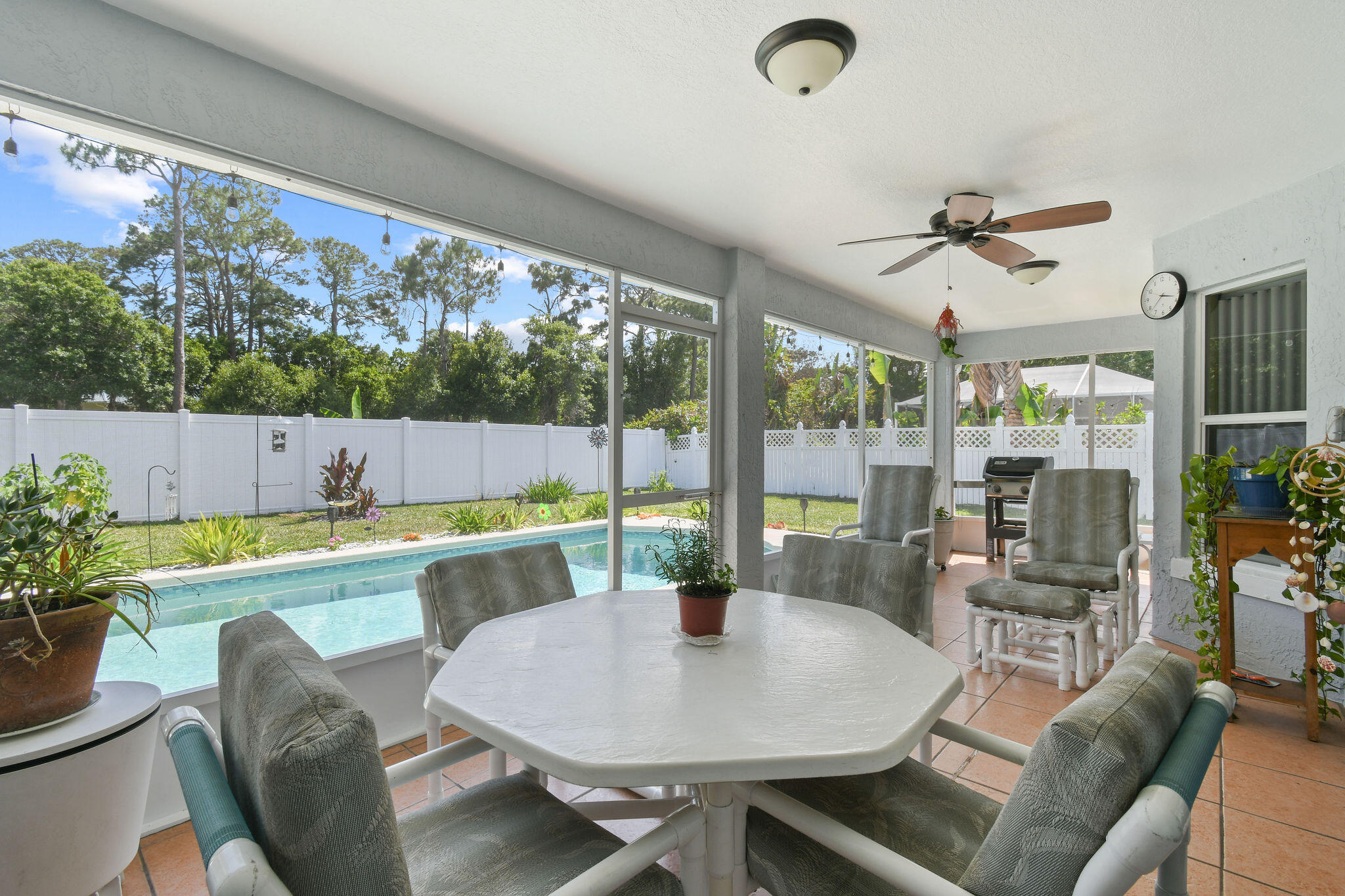 OLEANDER PINES - Residential