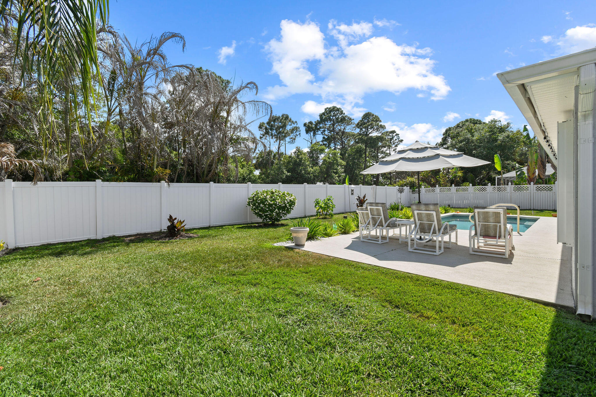 OLEANDER PINES - Residential