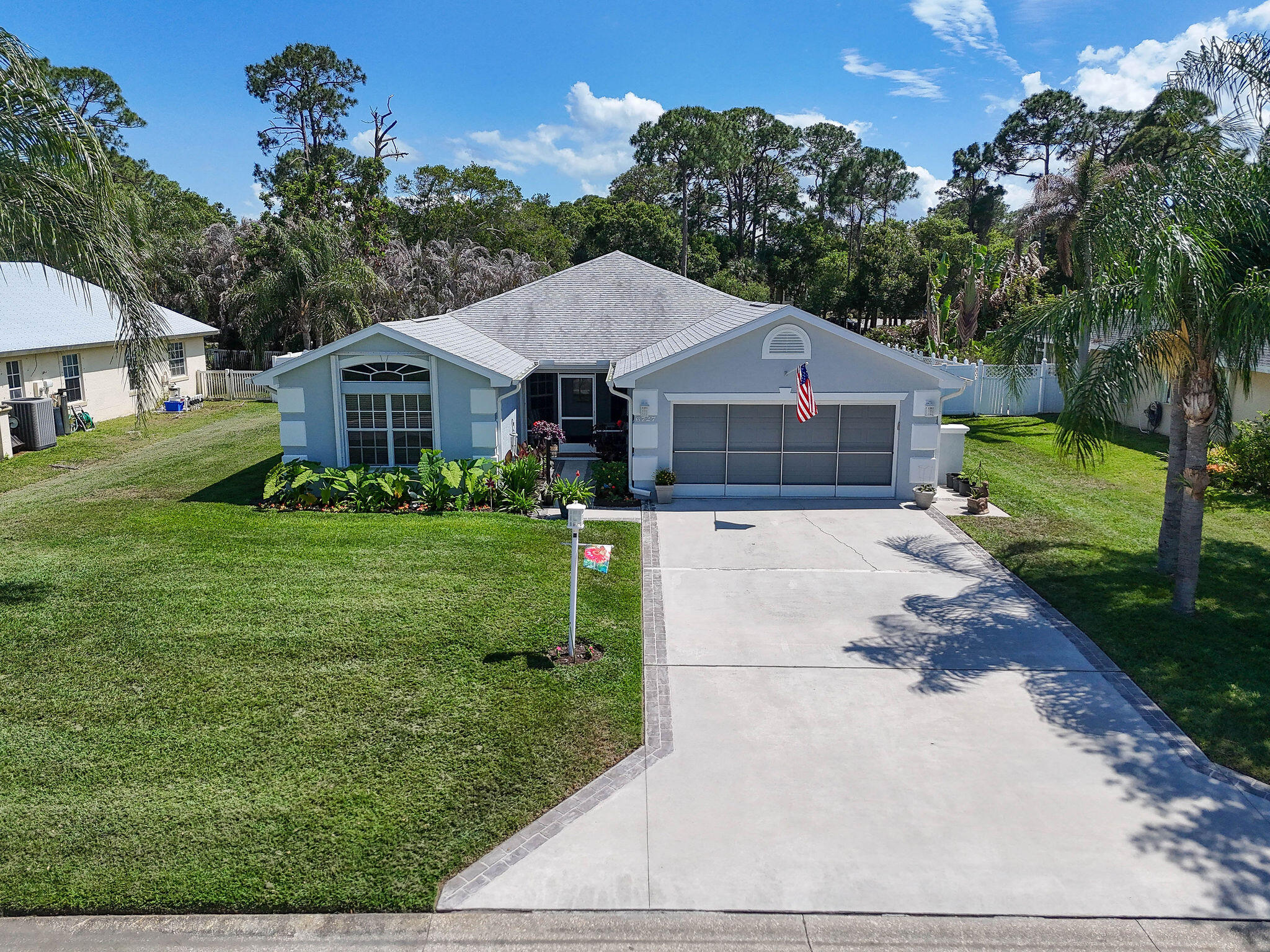 OLEANDER PINES - Residential