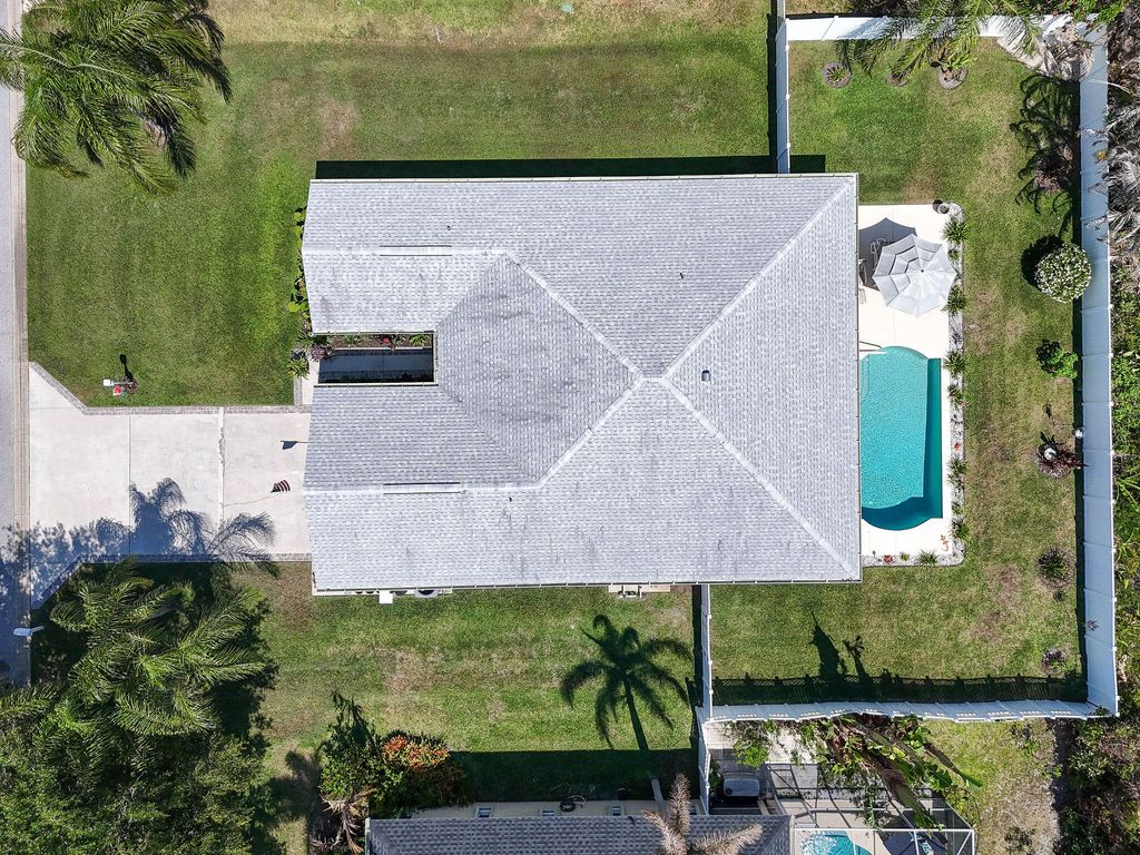 Photo of 6727 Dickinson Terrace, Port Saint Lucie, FL 34952 (MLS # B26022515)
