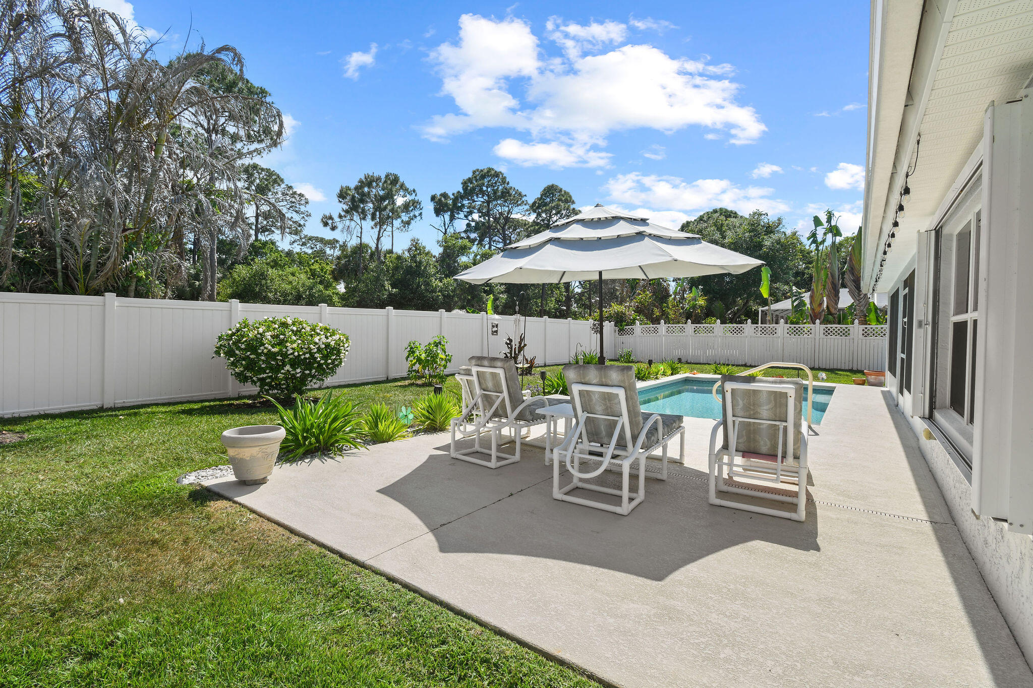 OLEANDER PINES - Residential